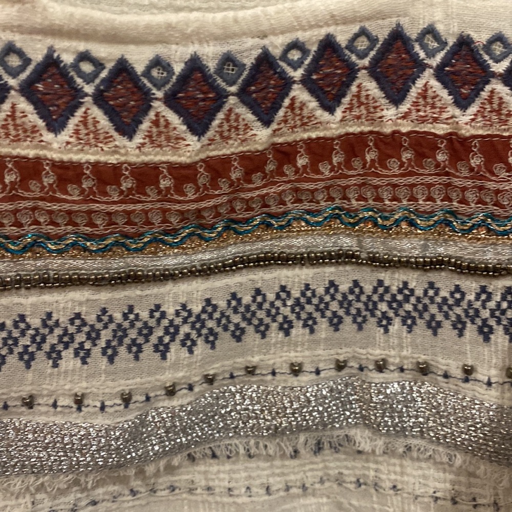 Detailed Tanktop - Picture 3 of 3